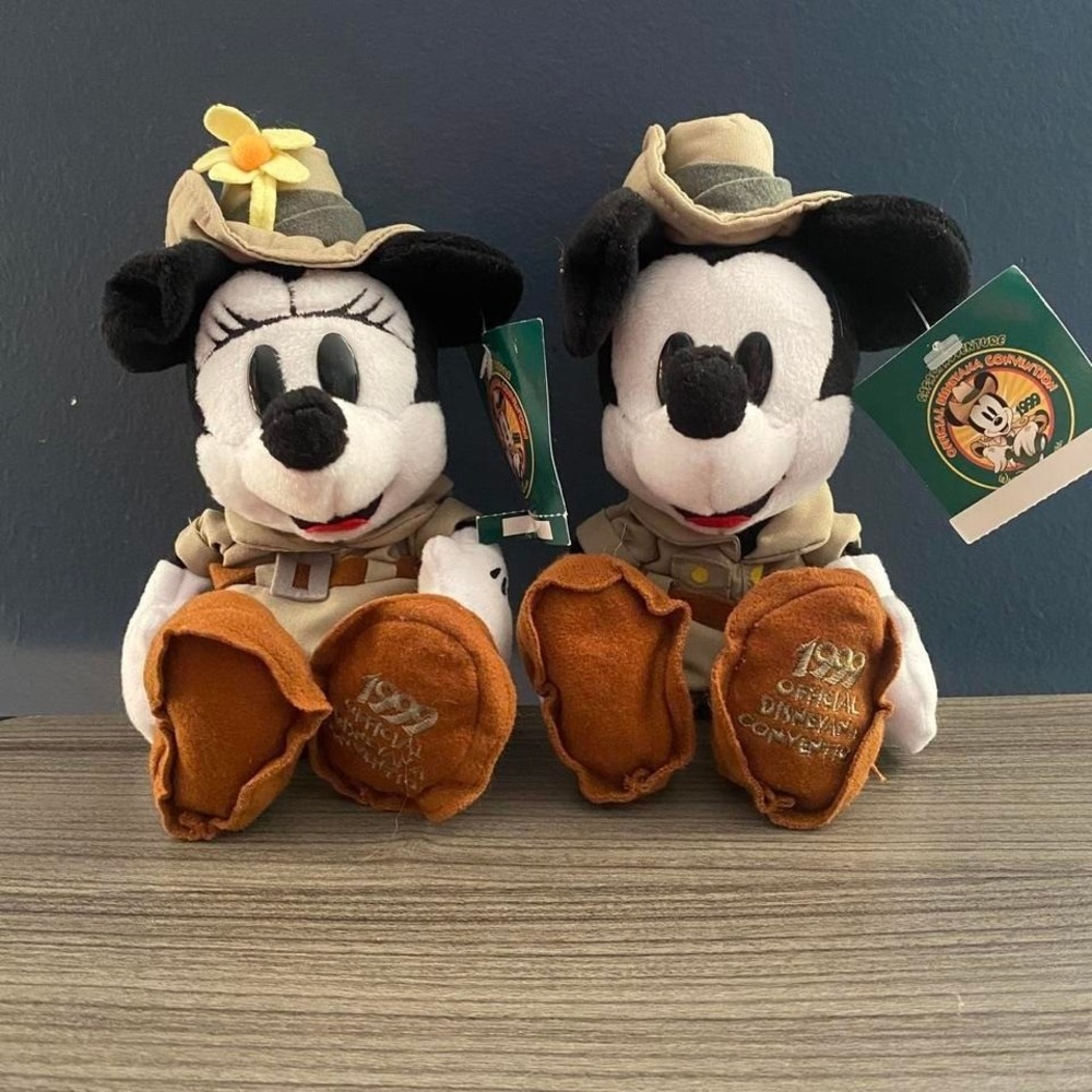 NWT 1999 Disneyana Convention Mickey & Minnie Mouse Plush Safari Limited